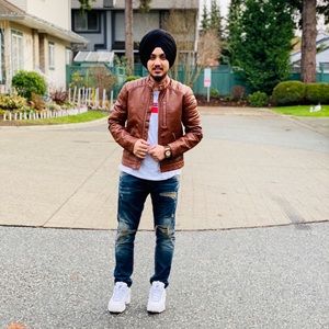 Meet your Posher, Simran